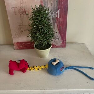 Clifford the Small Red Dog Musical Pull Toy